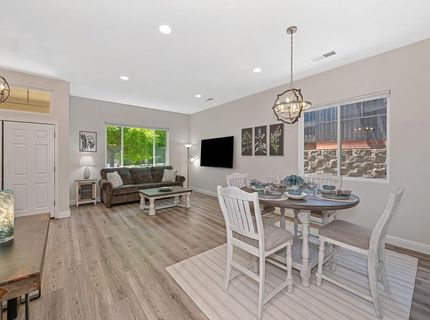 1010 Thompson Cir, Folsom, CA 95630 Photo