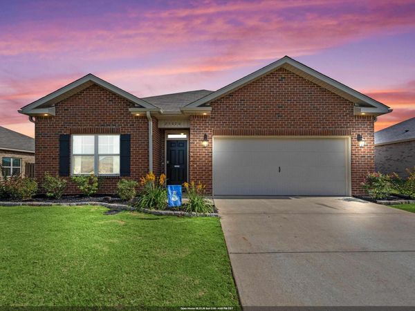 25020 Delilah Cir, Athens, AL 35613