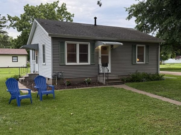 4612 26TH Avenue, Moline, IL 61265
