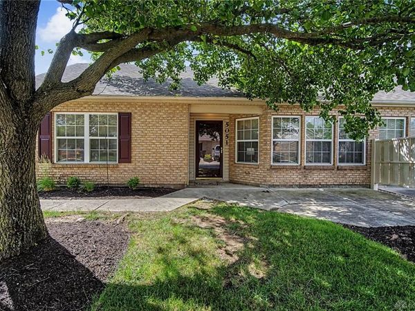 5051 Twin Lakes Circle, Clayton, OH 45315