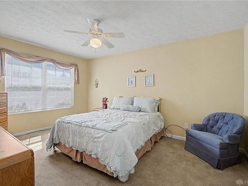 5051 Twin Lakes Circle, Clayton, OH 45315 Photo 17
