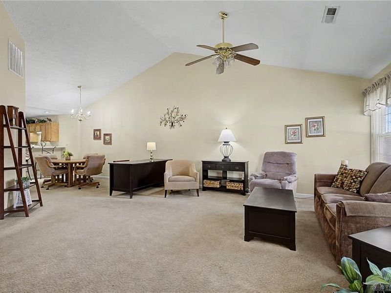 5051 Twin Lakes Circle, Clayton, OH 45315 Photo 7