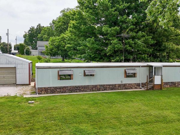 646 W Seitz Street, Jasper, IN 47546