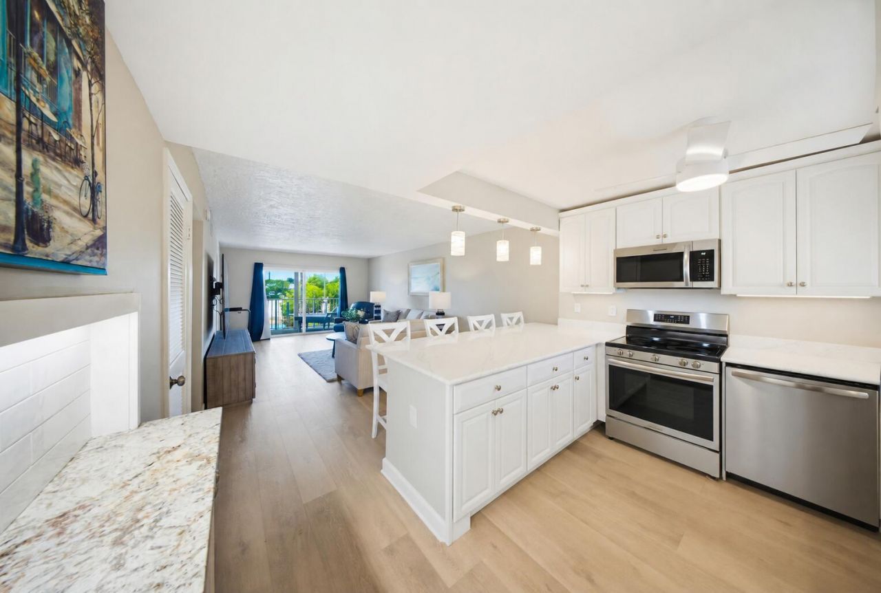 9 Sombrero Boulevard, Unit 208, Marathon, FL 33050 Photo