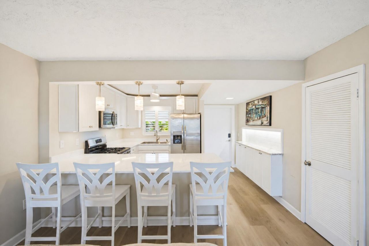 9 Sombrero Boulevard, Unit 208, Marathon, FL 33050 Photo