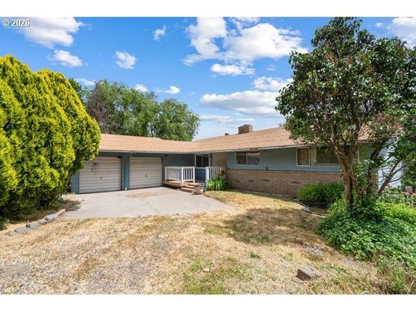 212 S WATER ST, Weston, OR 97886