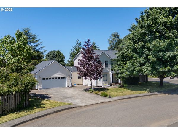 6505 COLONIAL WAY, Tillamook, OR 97141