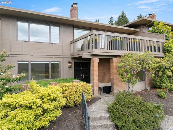 40 CONDOLEA CT, Lake Oswego, OR 97035