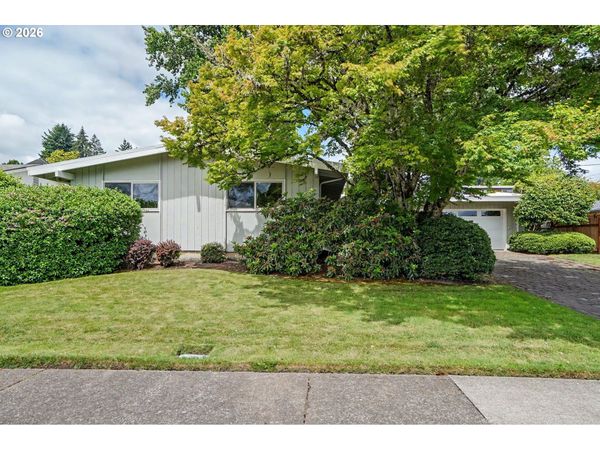 560 NW MERRIE DR, Corvallis, OR 97330