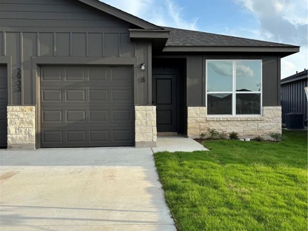 2933 Quail Ridge Lane , Unit B, Temple, TX 76501