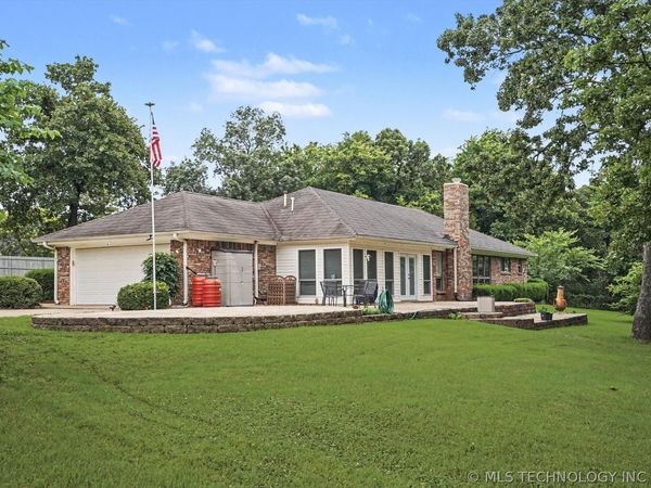 8310 S 73rd West Avenue , Tulsa, OK 74131