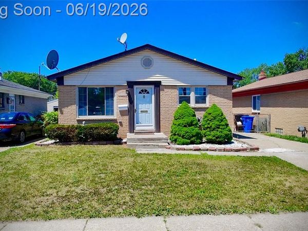 27087 Alden Street, Madison Heights, MI 48071