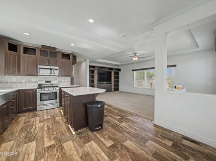 6125 Middle Fork Drive, Sun Valley, NV 89433 Photo