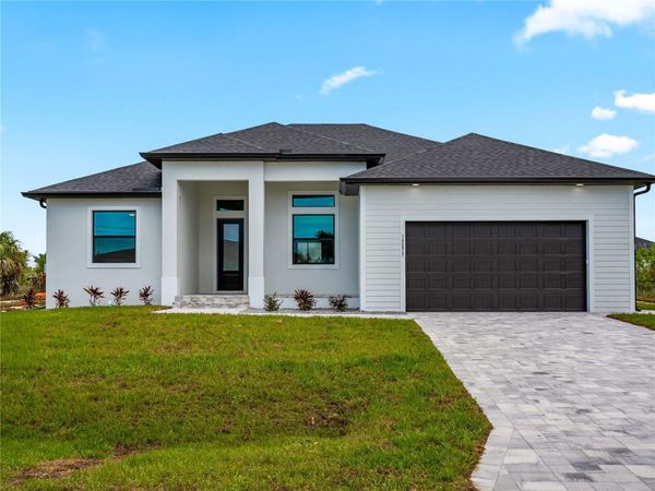 15277 ACORN CIRCLE , PORT CHARLOTTE, FL 33981