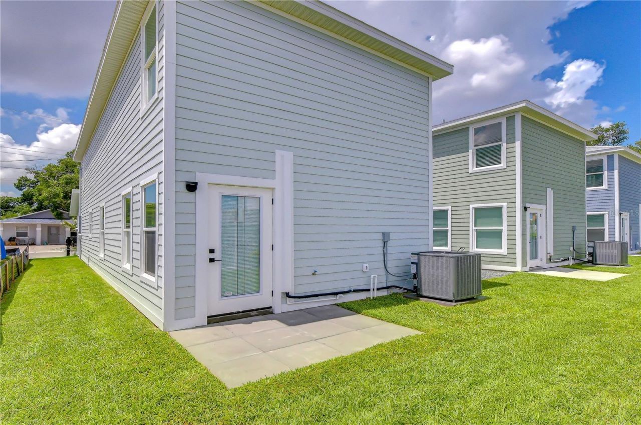 214 8th Avenue Drive W, Bradenton, FL 34205 Photo