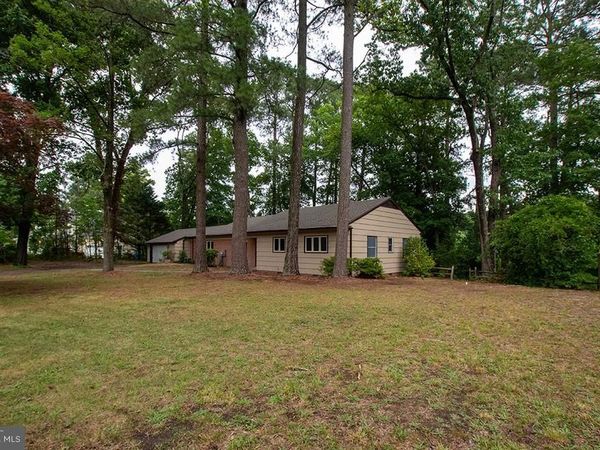 8539 E MARLBORO DRIVE, DELMAR, MD 21875