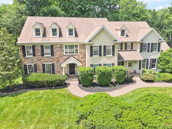 913 SHENANDOAH LANE, WEST CHESTER, PA 19380
