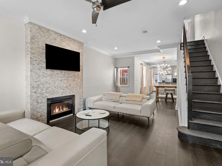 842 N 28th Street, Philadelphia, PA 19130 Main Photo