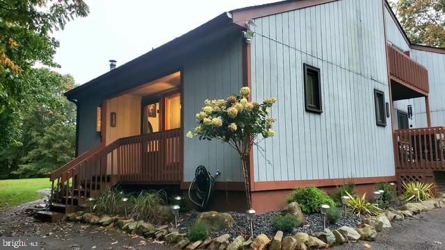 15 SKI SIDE COURT, TANNERSVILLE, PA 18372