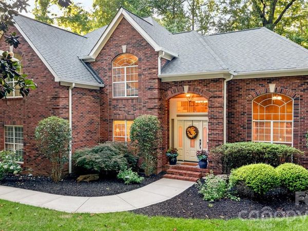 134 Waterford Drive, Mooresville, NC 28117