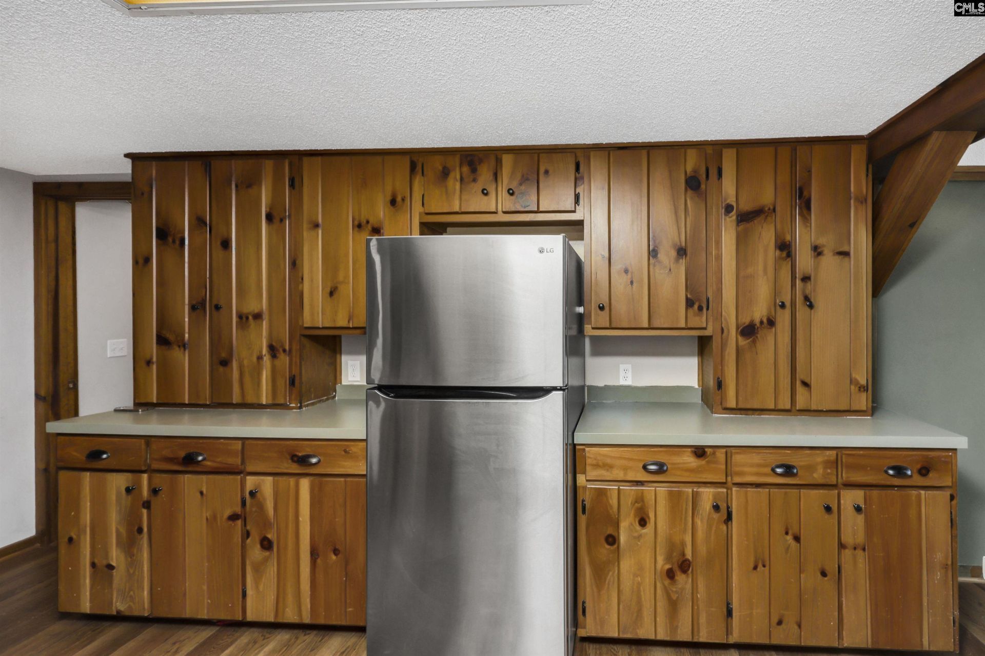 181 Frost Road  Photo 14