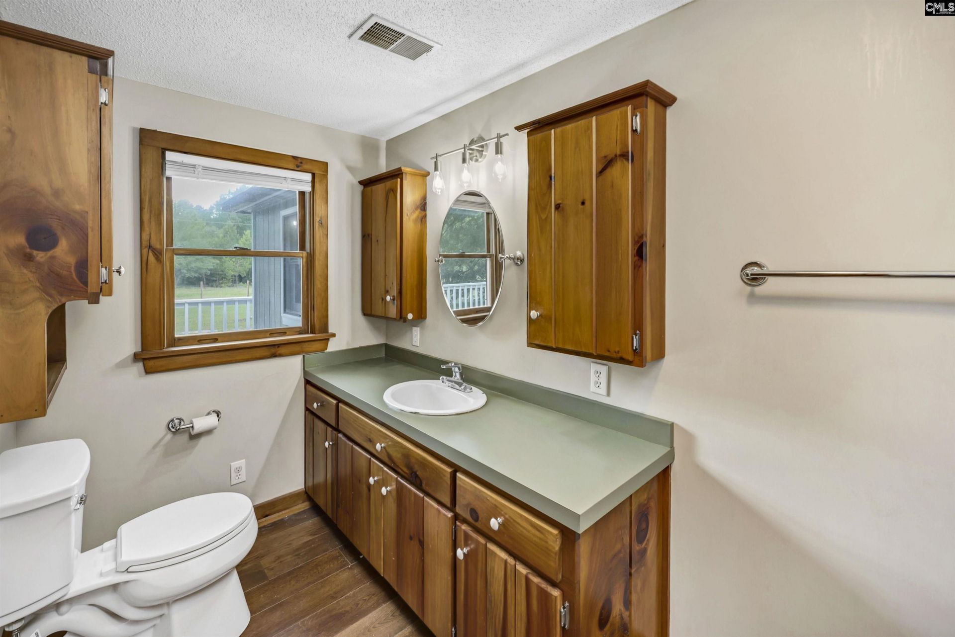 181 Frost Road  Photo 20