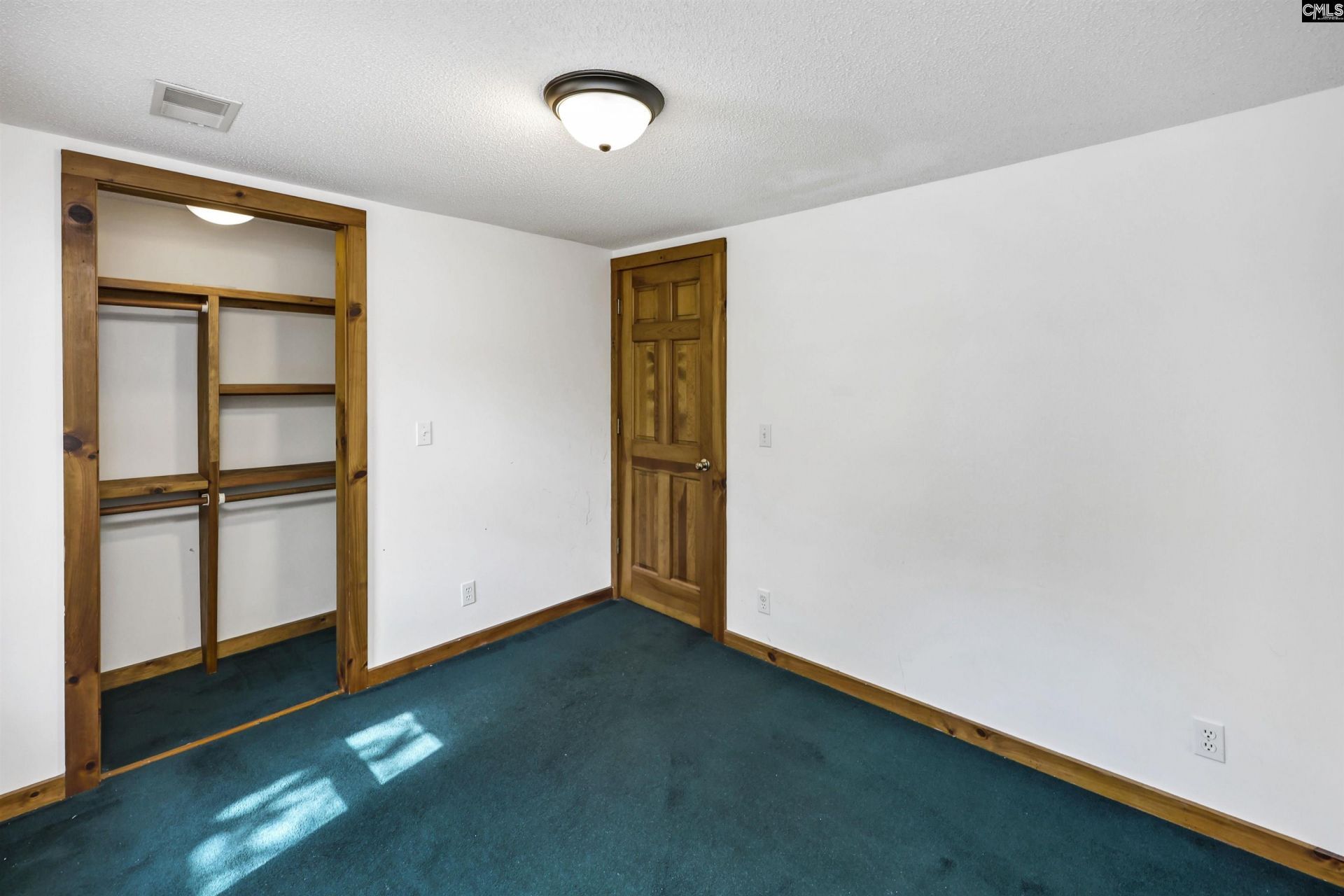 181 Frost Road  Photo 24