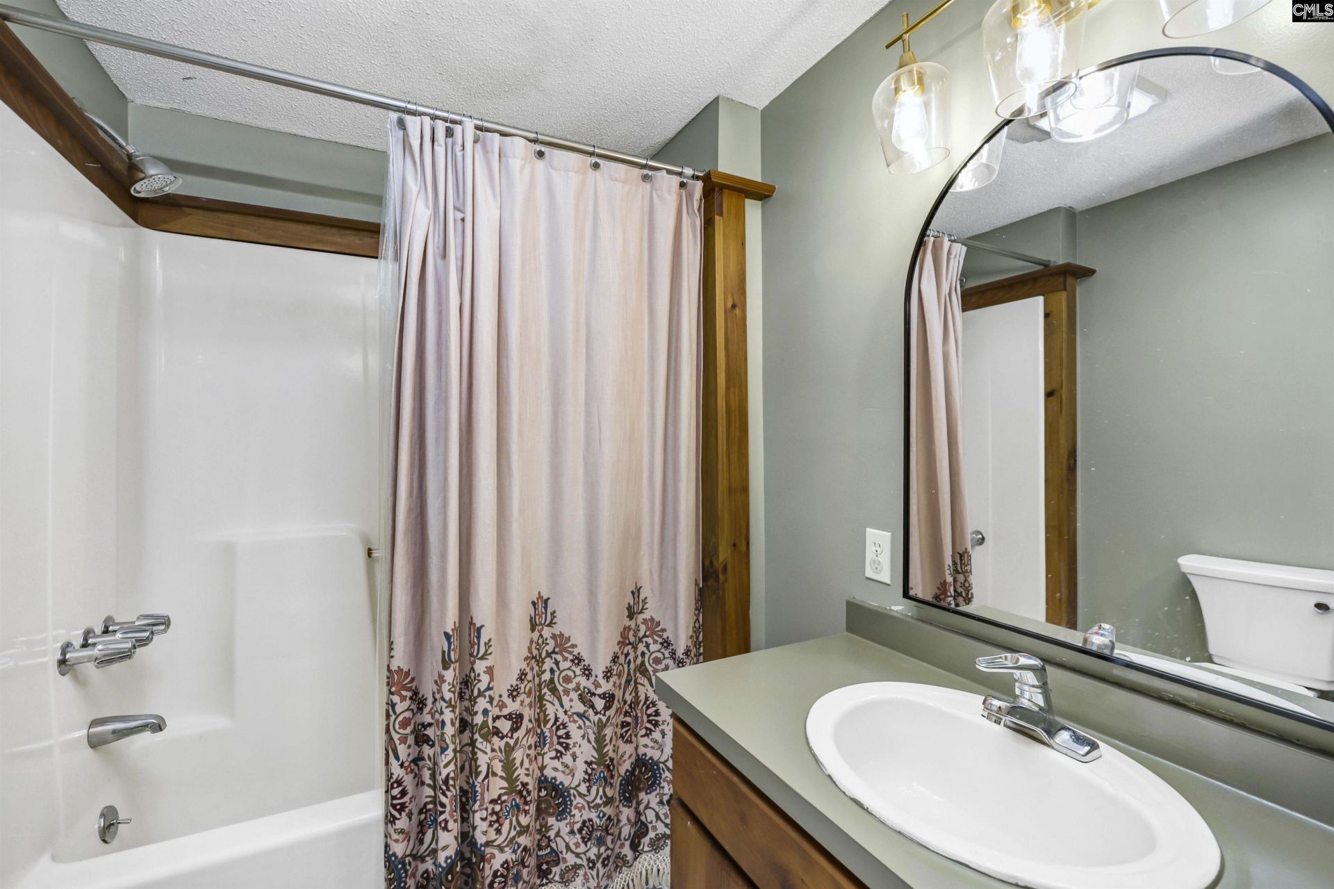 181 Frost Road  Photo 26