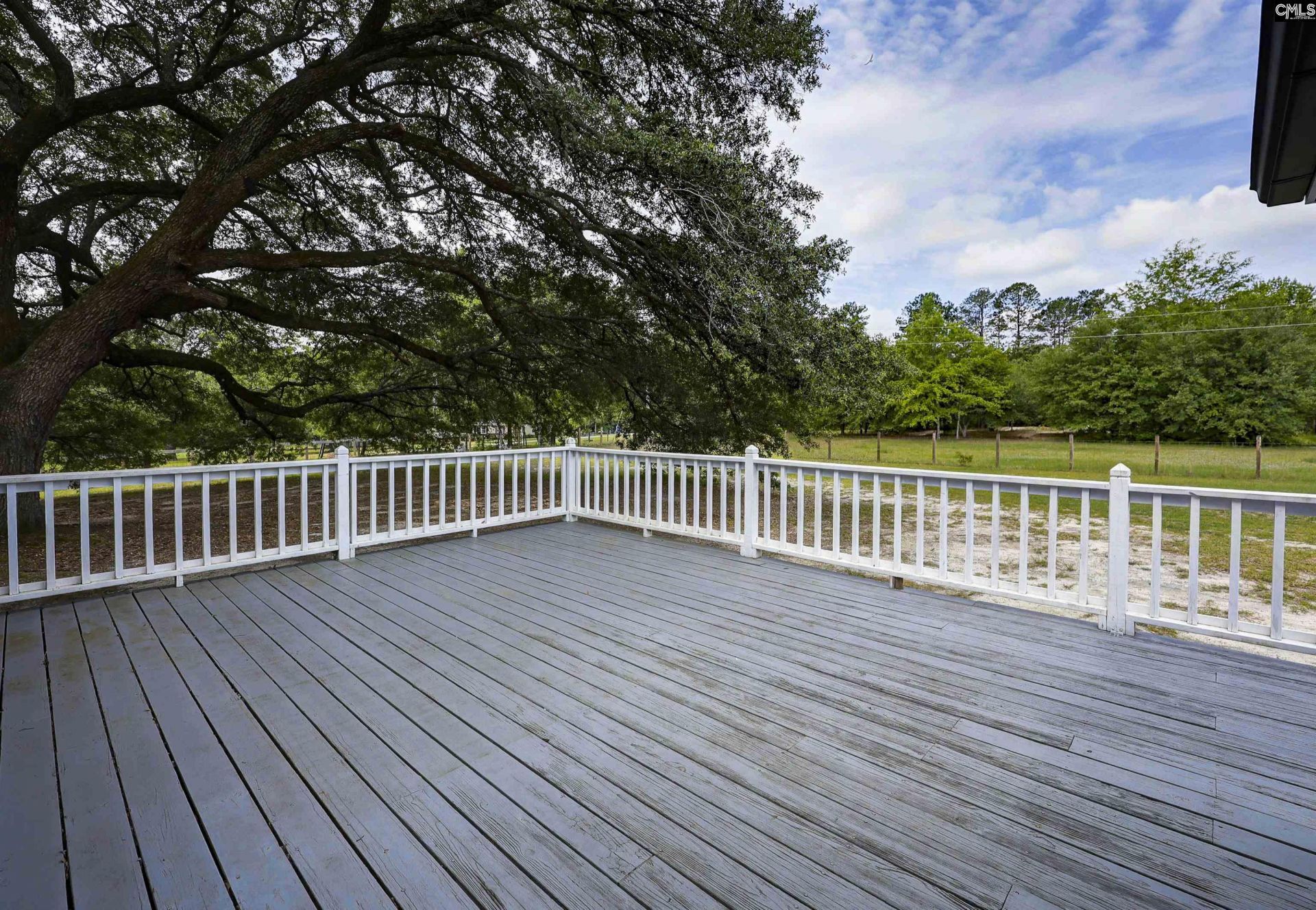 181 Frost Road  Photo 32