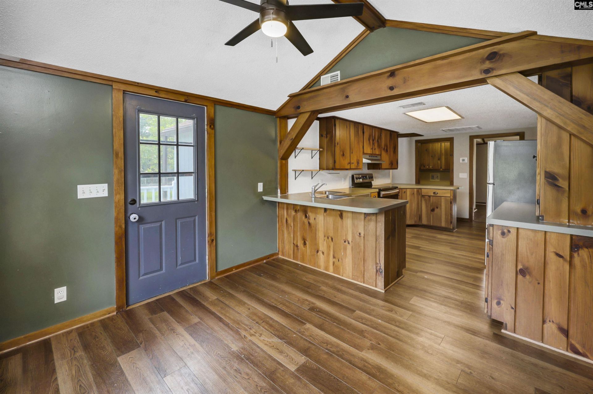 181 Frost Road  Photo 8