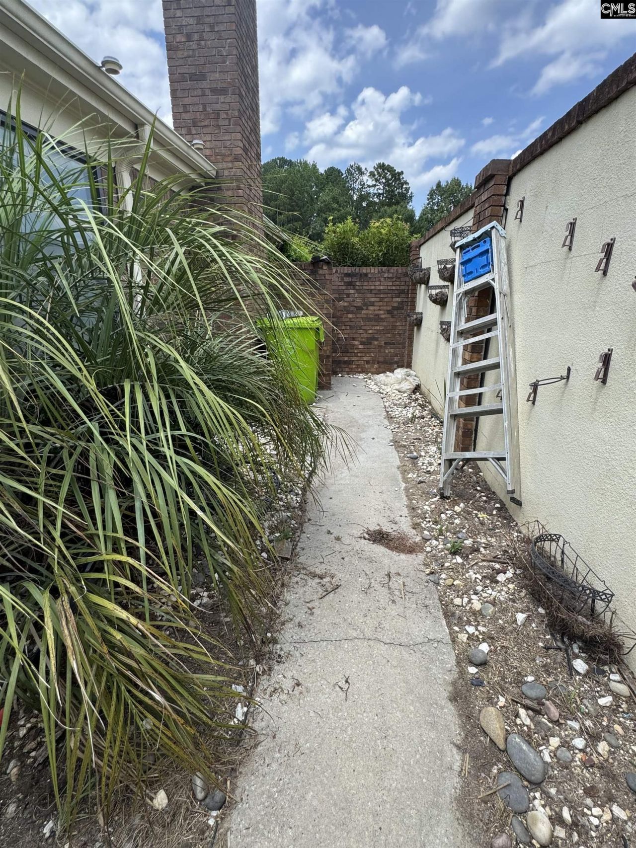 200 Patio Drive Photo 16