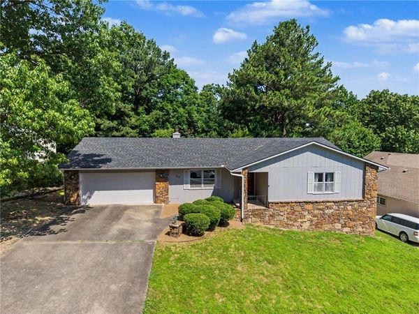 23 Elizabeth Drive , Bella Vista, AR 72715
