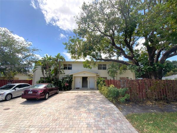 530 NE 15th Ct , Unit 7, Fort Lauderdale, FL 33304