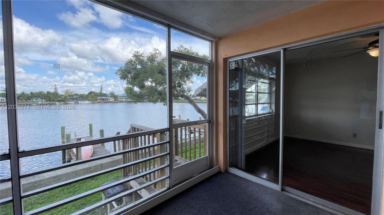 531 W Kalmia Dr, Unit 5, Lake Park, FL 33403 Photo