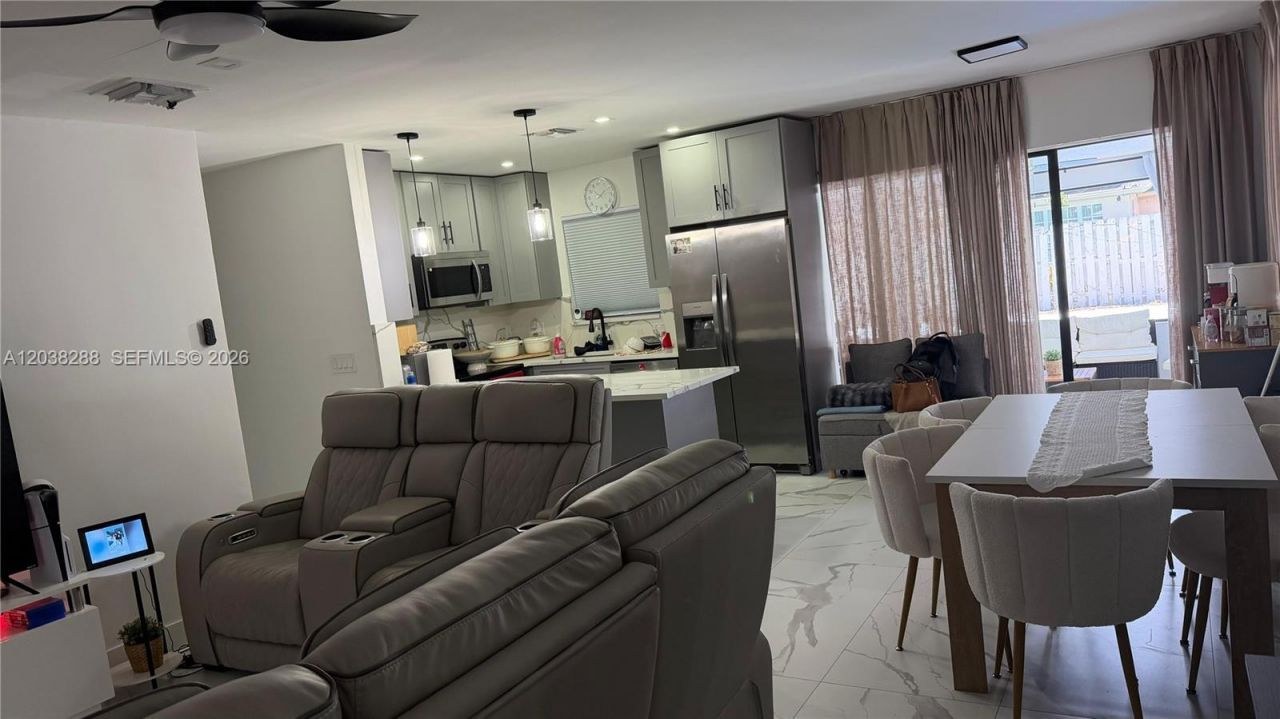 4161 NE 17th Ave , Pompano Beach, FL 33064 Photo