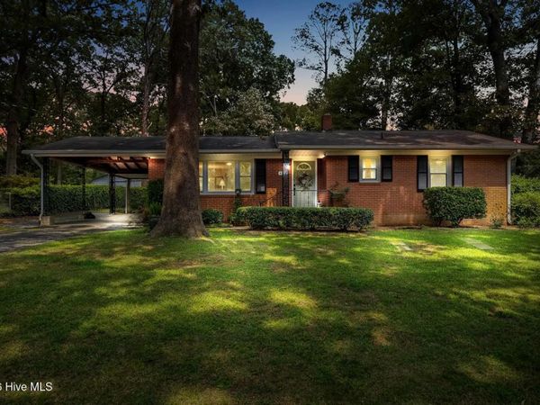 4332 Lakeside Drive , Fayetteville, NC 28311