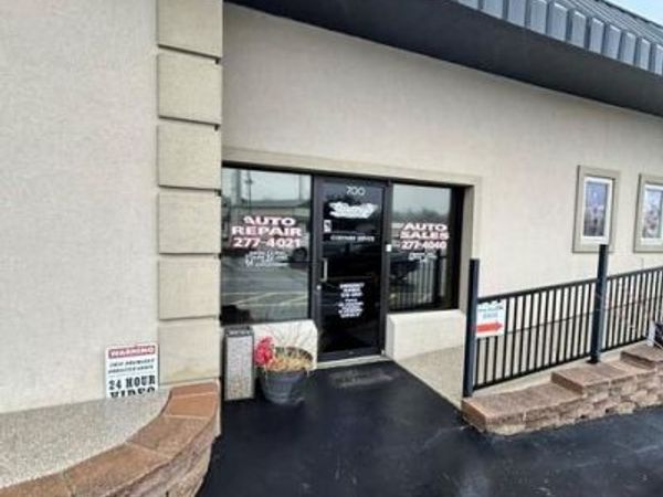 700 S Illinois Street, Belleville, IL 62220