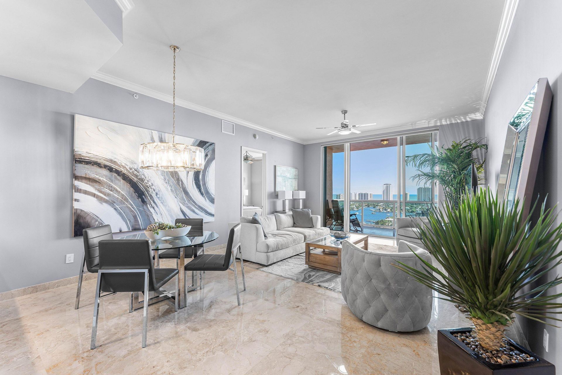 2640 Lake Shore Drive, Unit 2215, Riviera Beach, FL 33404 Photo