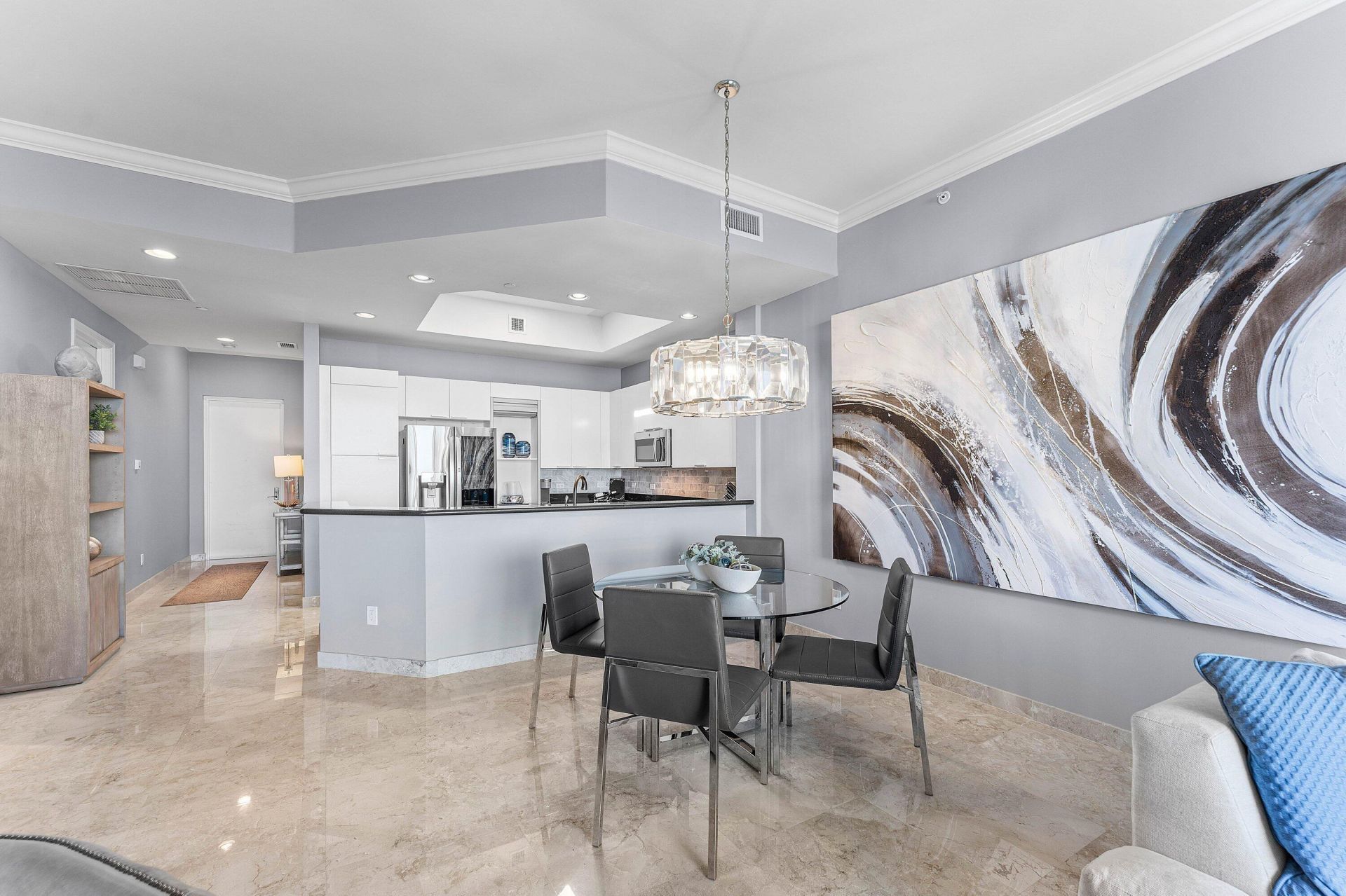 2640 Lake Shore Drive, Unit 2215, Riviera Beach, FL 33404 Photo
