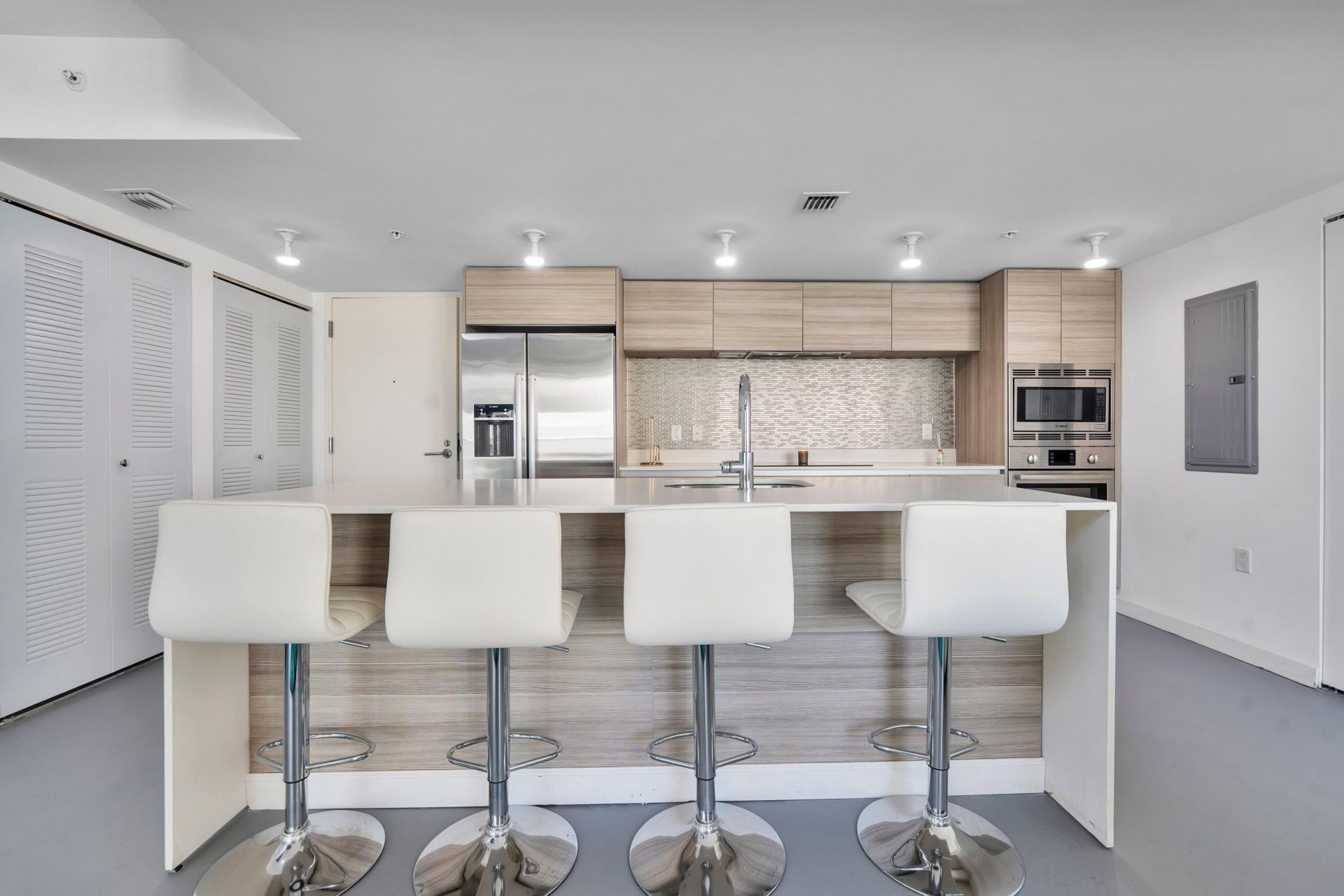 6620 Indian Creek Drive, Unit 602, Miami Beach, FL 33141 Photo