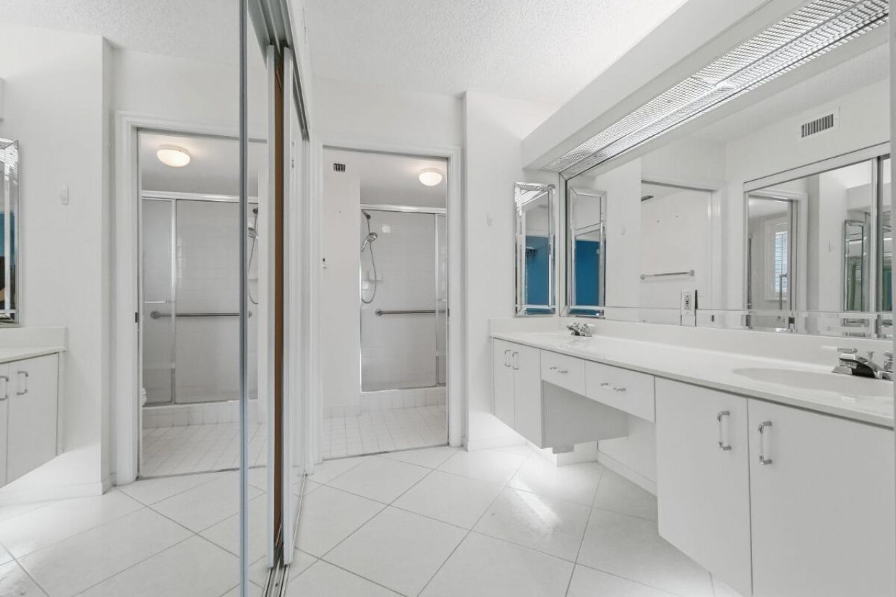 7649 E Granville Drive, Unit 301, Tamarac, FL 33321 Photo