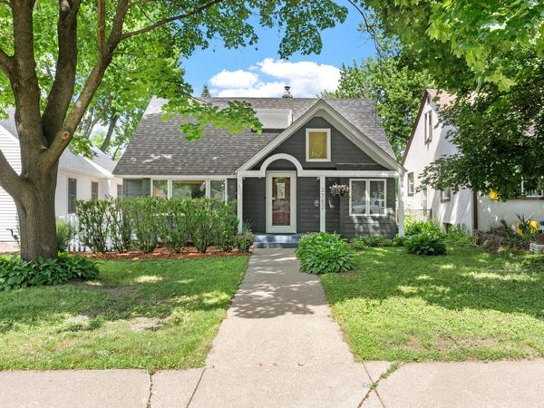 2752 Brunswick Avenue S, Saint Louis Park, MN 55416