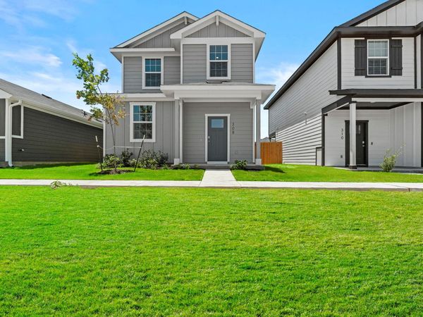 308 Nizao LN, Bastrop, TX 78602