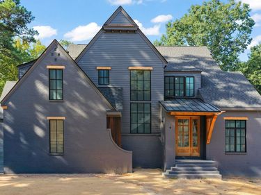 1021 Manchester Drive, Raleigh, NC 27609