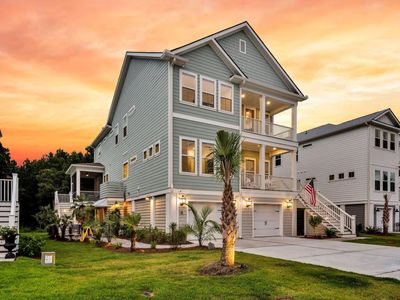 1068 Capersview Court, Awendaw, SC 29429
