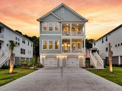 1068 Capersview Court, Awendaw, SC 29429