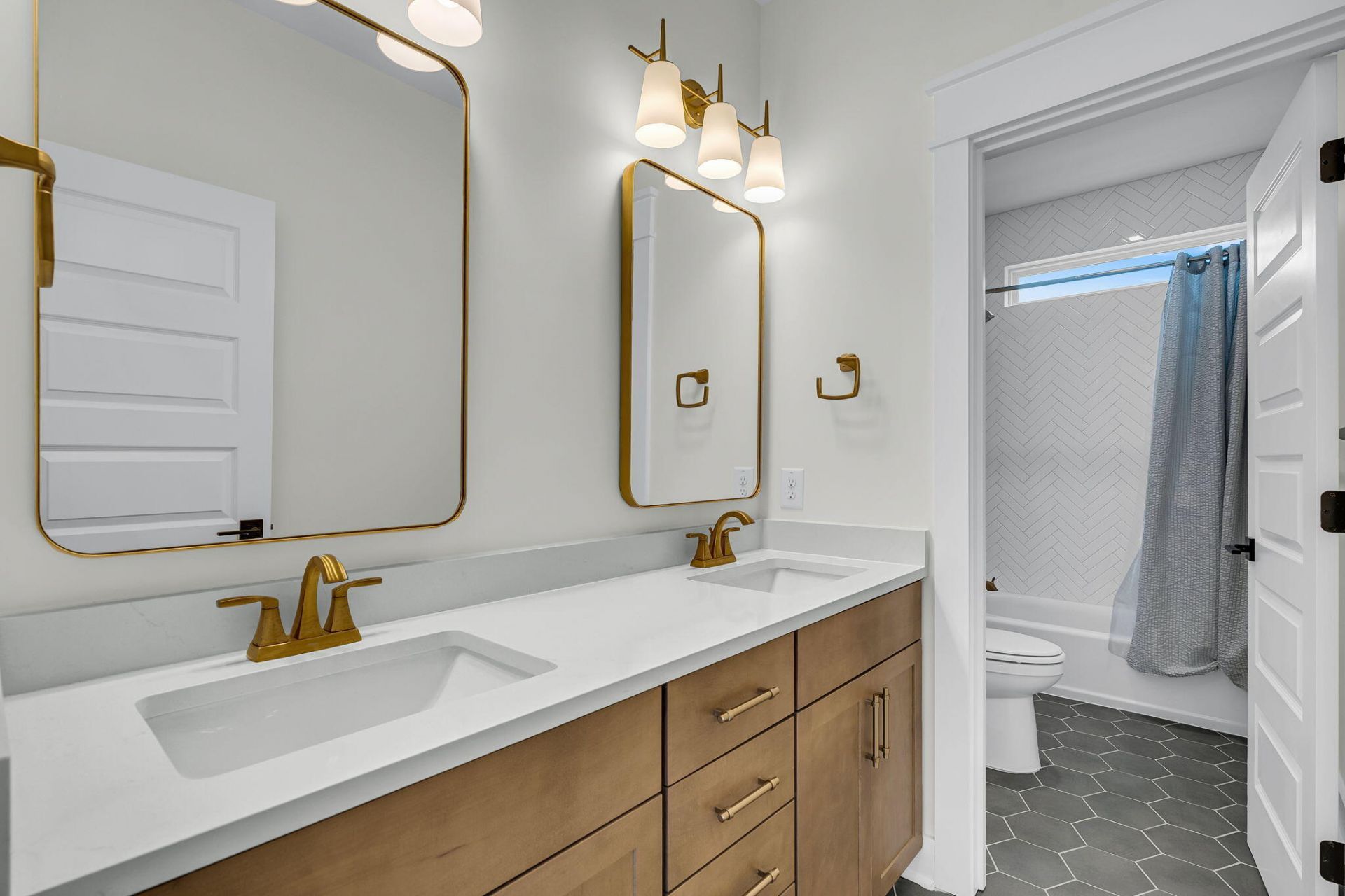 1068 Capersview Court Photo 38
