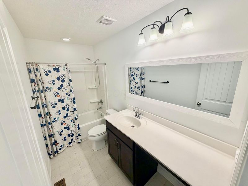 2761 Newbern Drive E, Blacklick, OH 43004 Photo 11