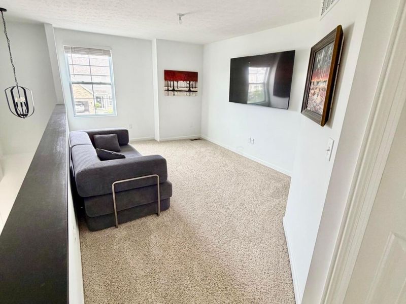 2761 Newbern Drive E, Blacklick, OH 43004 Photo 9