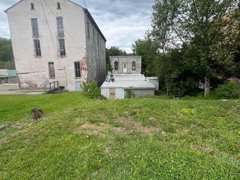 106 W Main Street , Shawnee, OH 43782 Photo 11